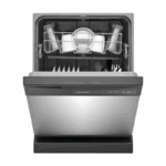Frigidaire 24 inch vaatwasser met roestvrijstalen binnenkant en ruimte voor 12 couverts.