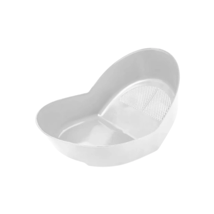 Plasvale kunststof vergietkom met geperforeerde zijde, geschikt voor keukengebruik