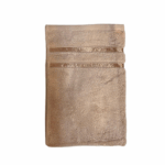 HPC Polo baddoek 40×60 cm in brownstone kleur, opgevouwen op een lichte achtergrond