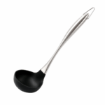 Zwarte nylon soeplepel met RVS handvat en ophanghaak