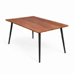 Industriële eettafel met houtlook blad en zes grijze stoelen met zwarte metalen poten