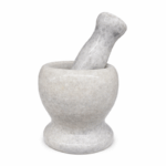 Marmeren vijzel met stamper voor het malen van kruiden en specerijen