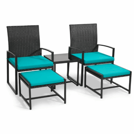 Kinbor 5-delige terras set met twee wicker stoelen, twee voetenbanken en een zwarte tafel met turquoise kussens op witte achtergrond.