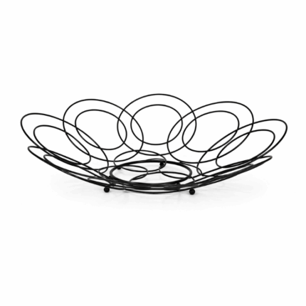 Zwarte metalen fruitschaal met open cirkel design op witte achtergrond
