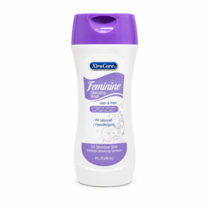 XtraCare Feminine Cleansing Wash van 266 ml voor dagelijkse intieme verzorging op een witte achtergrond.