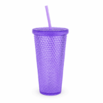 crystal drinkbeker met deksel en rietje op witte achtergrond